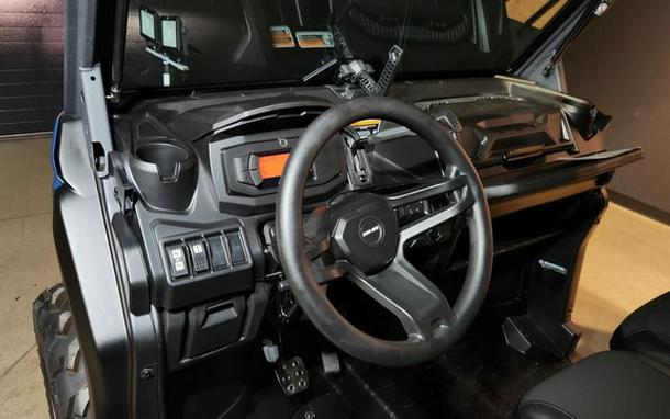 2025 Can-Am Defender MAX XT HD10