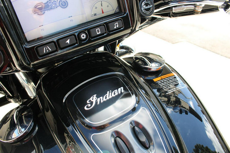 2023 Indian Motorcycle® Chieftain® Limited Black Metallic