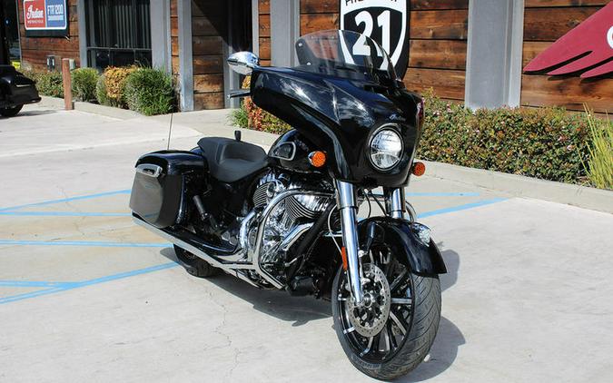 2023 Indian Motorcycle® Chieftain® Limited Black Metallic