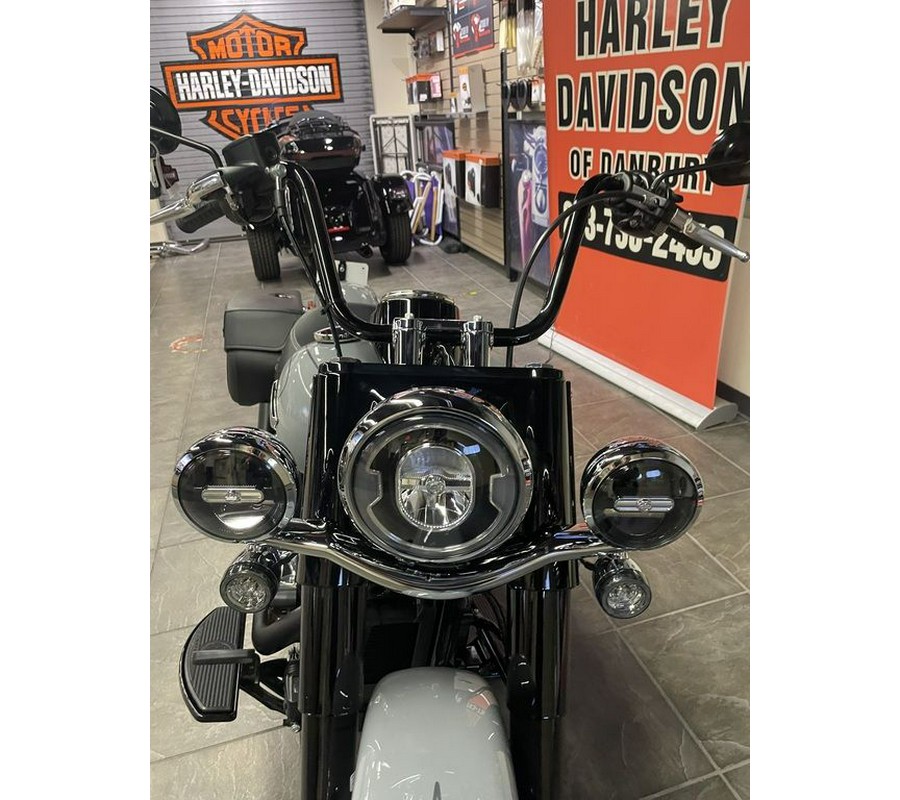 2026 Harley-Davidson® FLHC - Heritage Classic