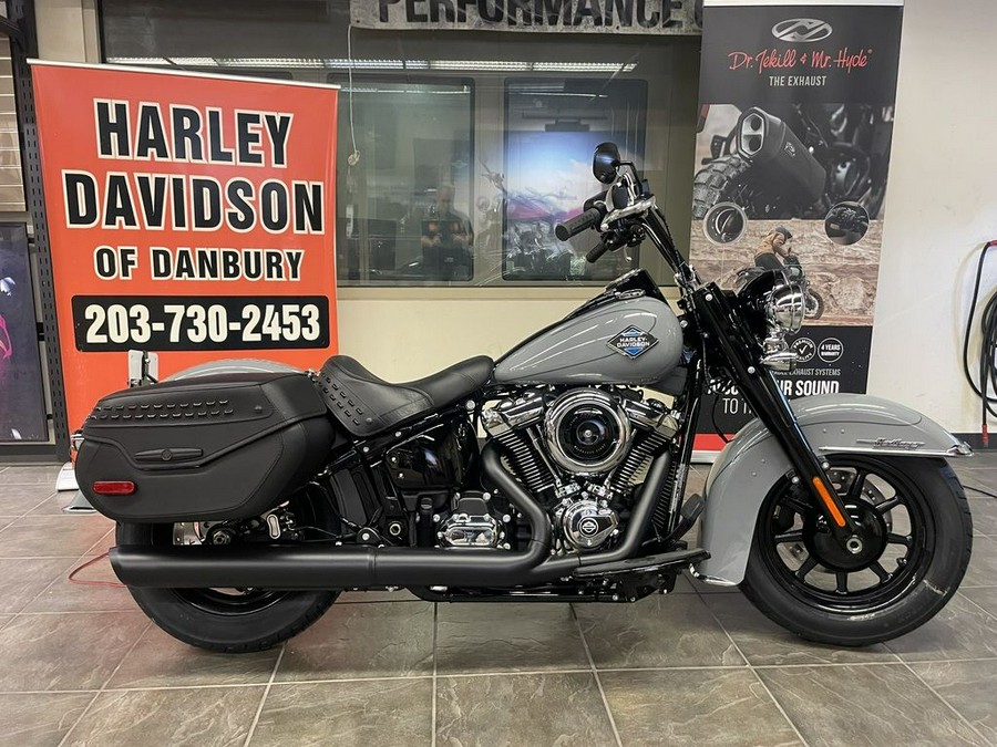 2026 Harley-Davidson® FLHC - Heritage Classic