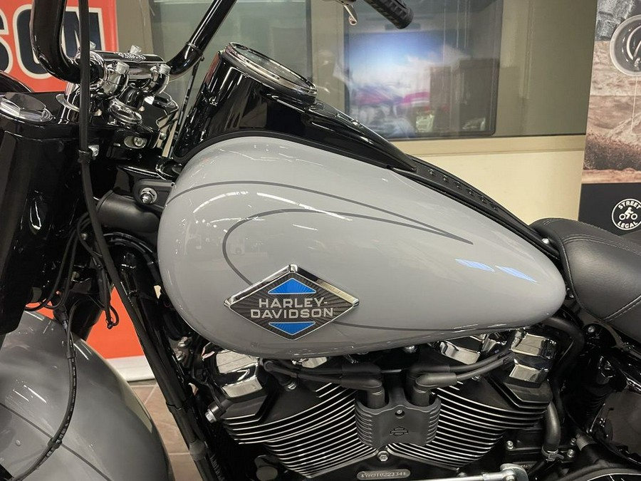 2026 Harley-Davidson® FLHC - Heritage Classic