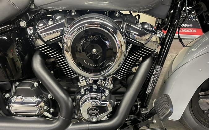 2026 Harley-Davidson® FLHC - Heritage Classic