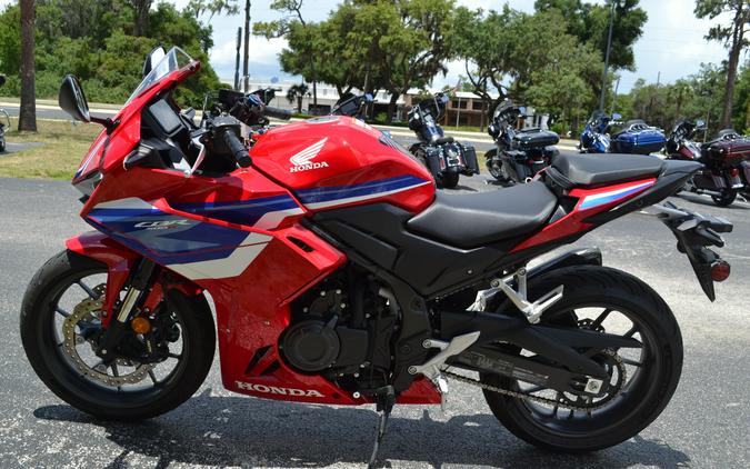 2025 Honda CBR500R Grand Prix Red