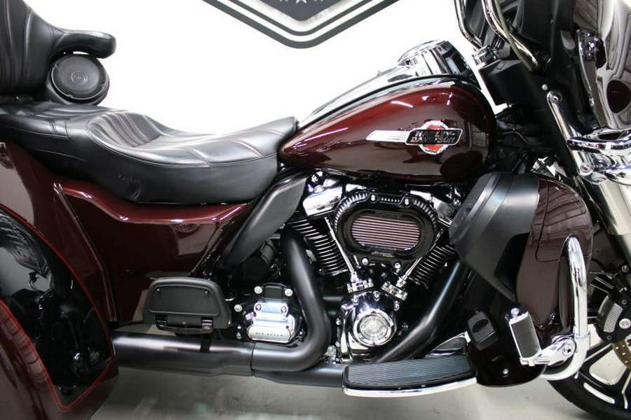 2022 Harley Davidson Tri Glide Ultra FLHTCUTG