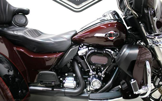 2022 Harley Davidson Tri Glide Ultra FLHTCUTG