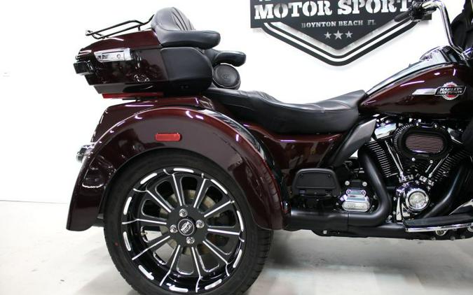 2022 Harley Davidson Tri Glide Ultra FLHTCUTG