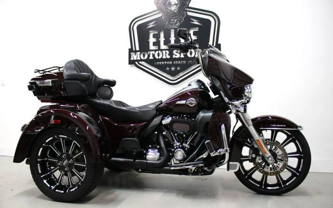 2022 Harley Davidson Tri Glide Ultra FLHTCUTG