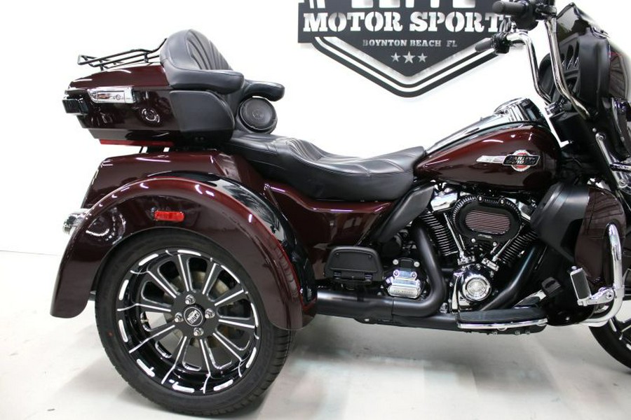 2022 Harley Davidson Tri Glide Ultra FLHTCUTG