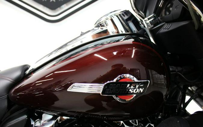 2022 Harley Davidson Tri Glide Ultra FLHTCUTG