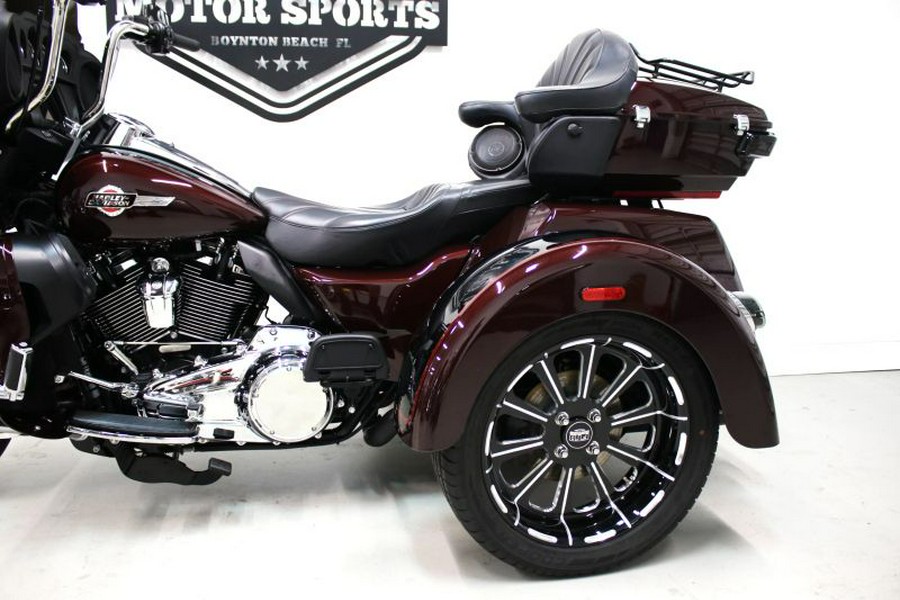2022 Harley Davidson Tri Glide Ultra FLHTCUTG