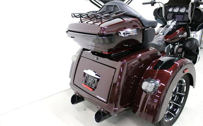 2022 Harley Davidson Tri Glide Ultra FLHTCUTG
