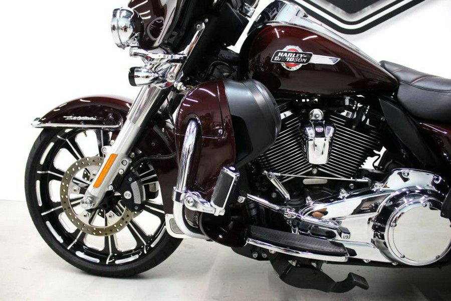 2022 Harley Davidson Tri Glide Ultra FLHTCUTG