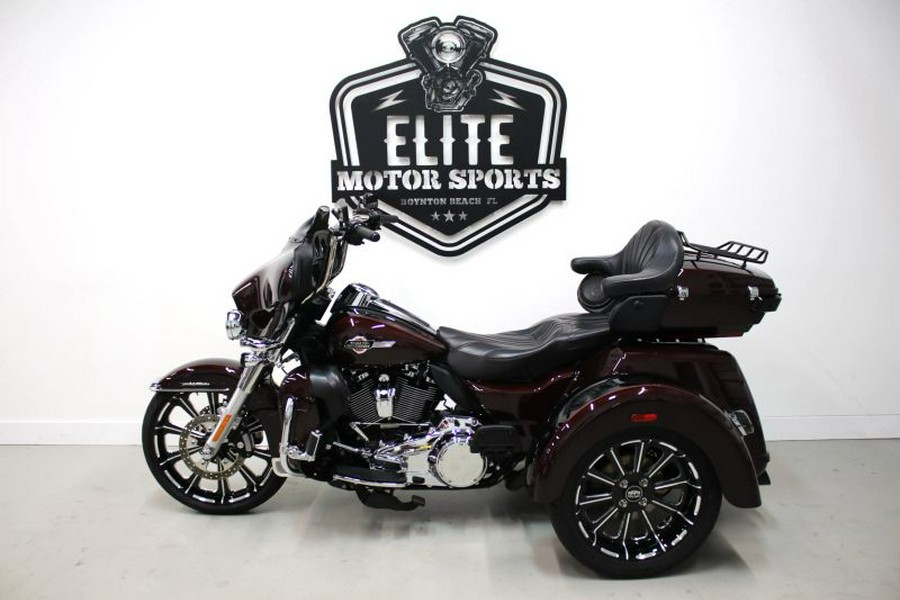 2022 Harley Davidson Tri Glide Ultra FLHTCUTG