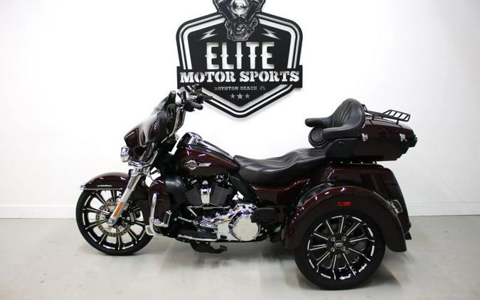 2022 Harley Davidson Tri Glide Ultra FLHTCUTG