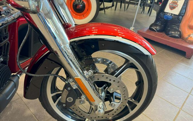 2021 Harley-Davidson CVO Tri-Glide Ultra FLHTCUTGSE