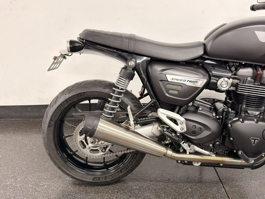 2022 Triumph Speed Twin Matt Storm Grey