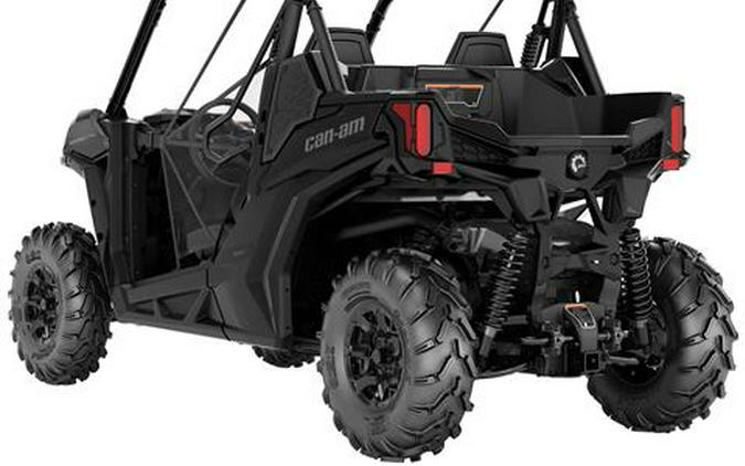 2026 Can-Am Maverick Trail DPS 700