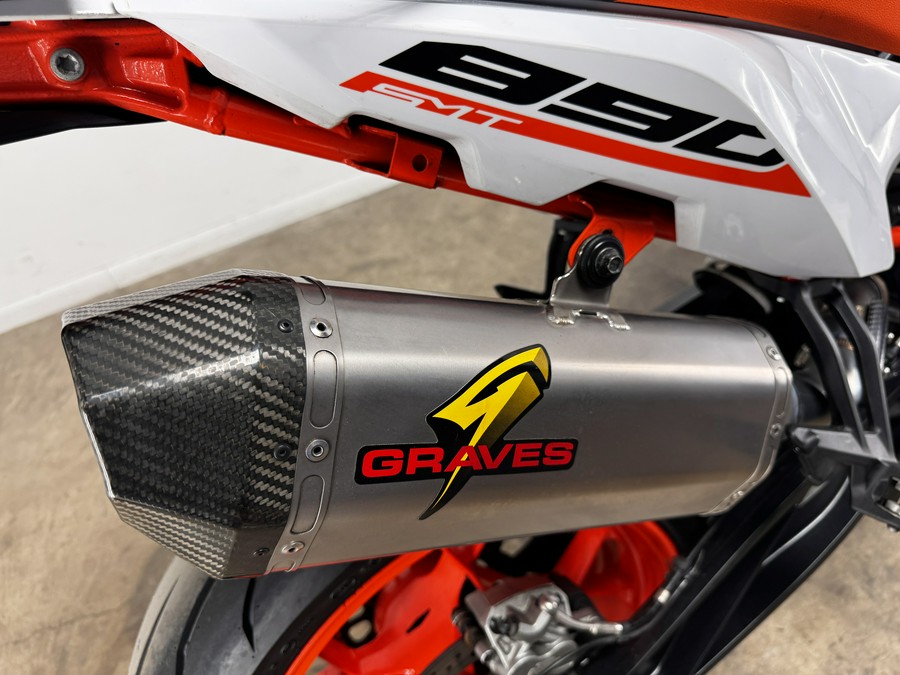 2024 KTM 890 SMT - 879685