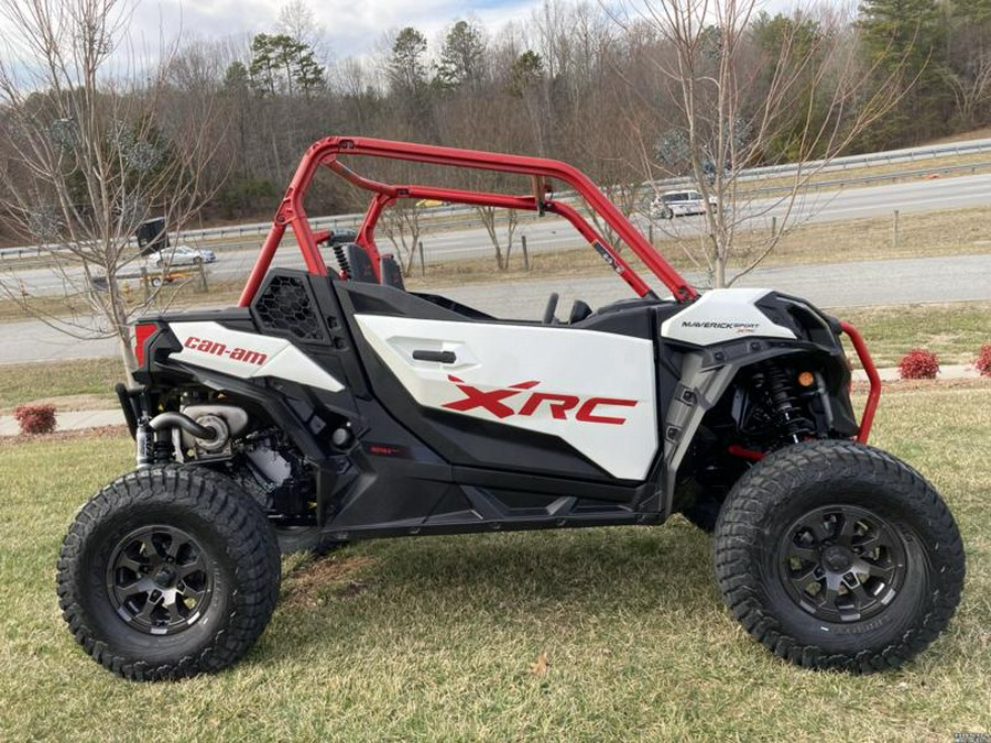 2024 Can-Am® Maverick Sport X rc 1000R