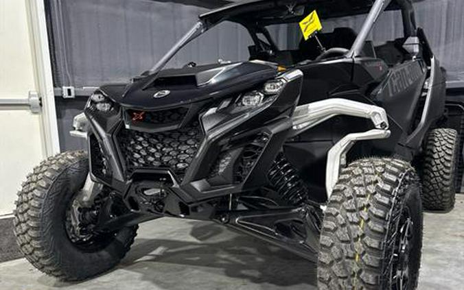 2024 Can-Am Maverick R X