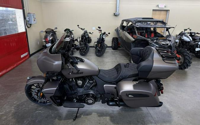 2025 Indian Motorcycle® Roadmaster® PowerPlus Dark Horse® 112 Black Smoke
