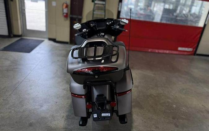 2025 Indian Motorcycle® Roadmaster® PowerPlus Dark Horse® 112 Black Smoke