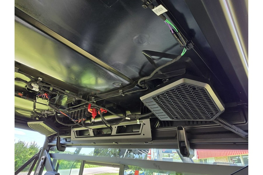 2025 Polaris RANGER 1000 CREW XP PREMIUM