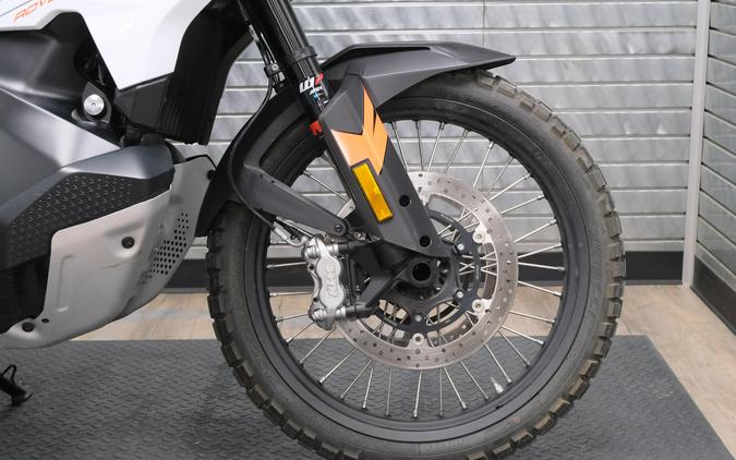 2024 KTM 790 ADVENTURE