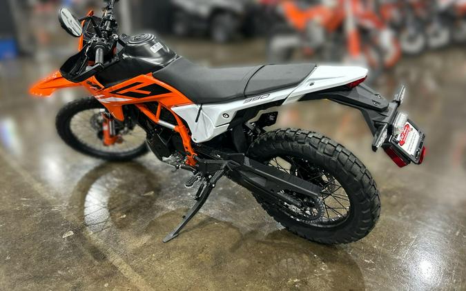 2026 KTM 390 ENDURO R