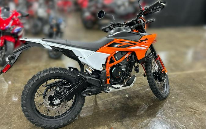 2026 KTM 390 ENDURO R