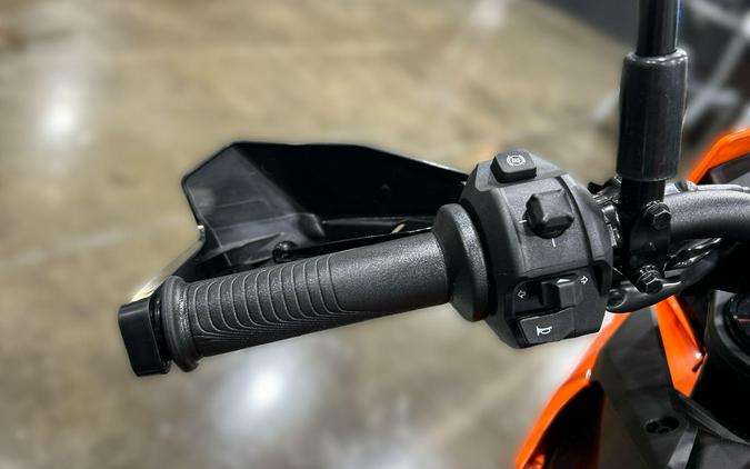 2026 KTM 390 ENDURO R