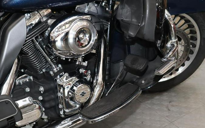 2012 Harley-Davidson® FLTRU103