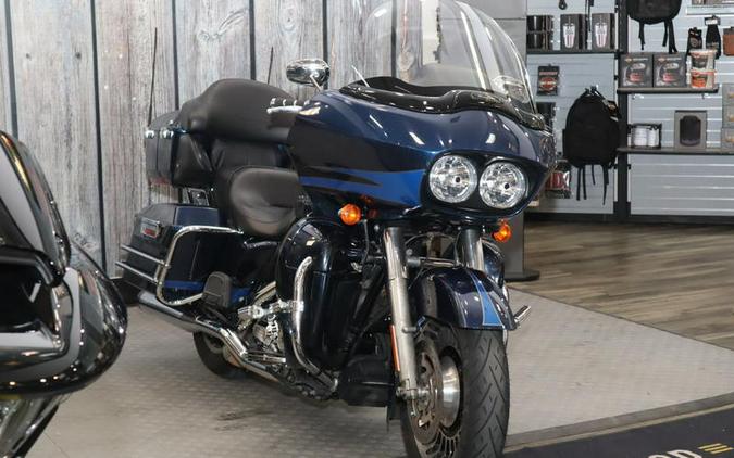 2012 Harley-Davidson® FLTRU103