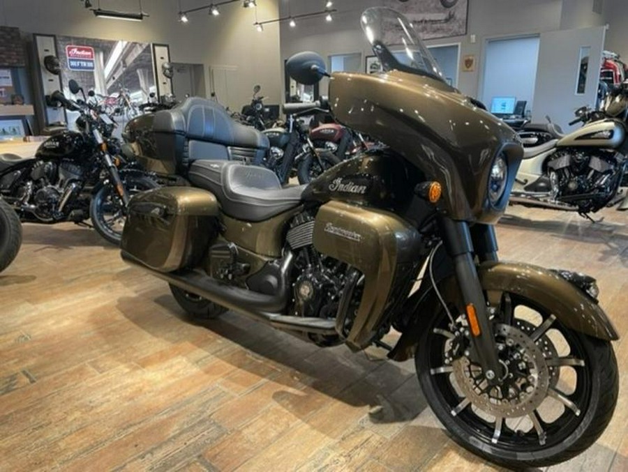 2023 Indian Motorcycle® Roadmaster® Dark Horse® Bronze Pearl Metallic