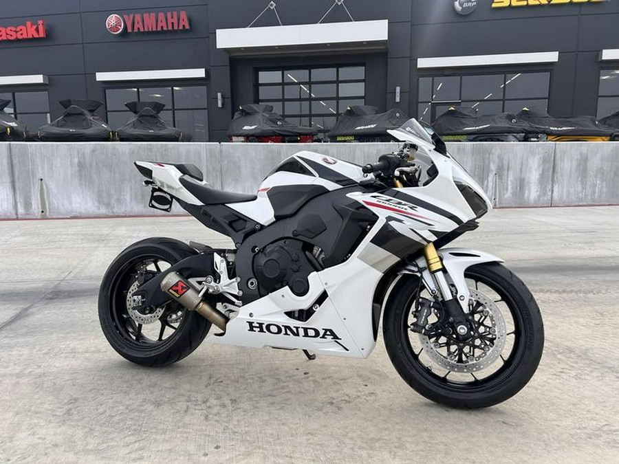 2025 Honda® CBR1000RR