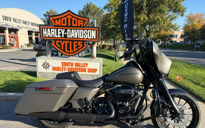 2019 Harley-Davidson Street Glide® Special