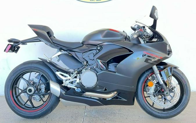 2024 Ducati Panigale V2 Black on Black