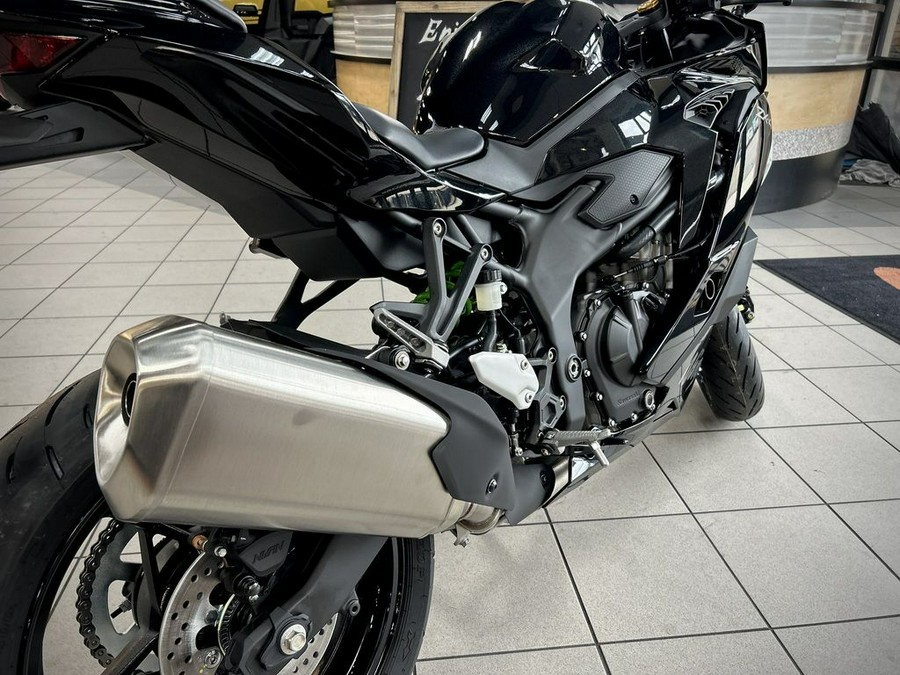 2024 Kawasaki Ninja® ZX™-4RR ABS