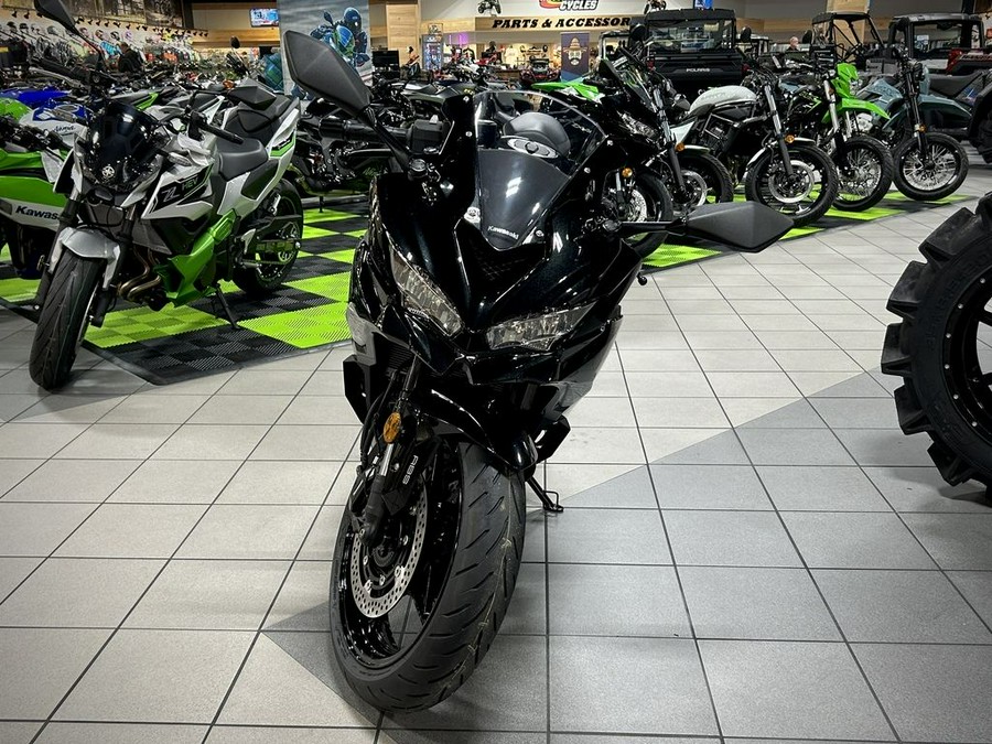 2024 Kawasaki Ninja® ZX™-4RR ABS