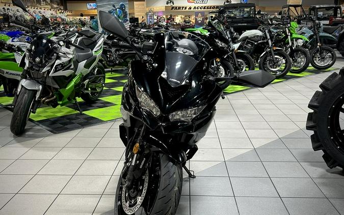 2024 Kawasaki Ninja® ZX™-4RR ABS