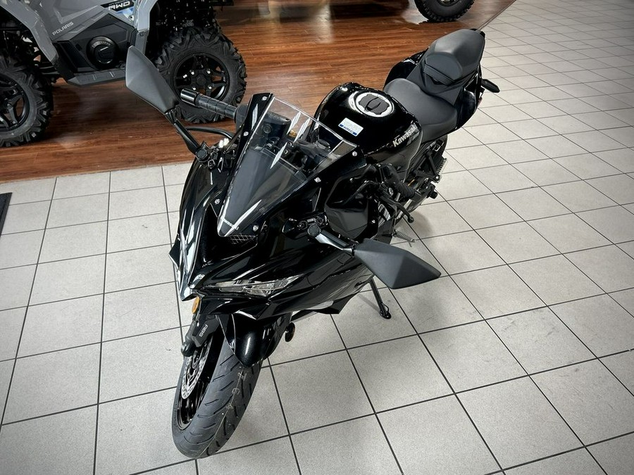 2024 Kawasaki Ninja® ZX™-4RR ABS