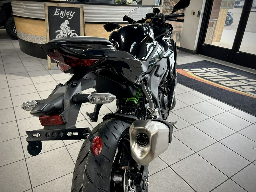 2024 Kawasaki Ninja® ZX™-4RR ABS