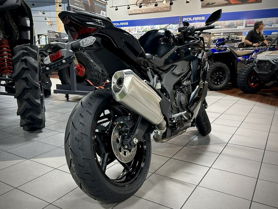 2024 Kawasaki Ninja® ZX™-4RR ABS