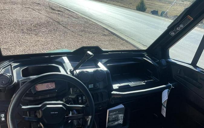 2026 Can-Am® Defender MAX DPS CAB HD10