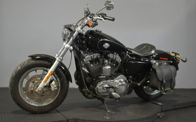 2017 Harley-Davidson 1200 Custom Vivid Black