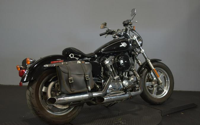2017 Harley-Davidson 1200 Custom Vivid Black