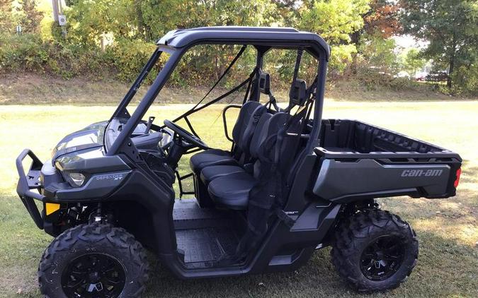 2024 Can-Am® Defender XT HD9