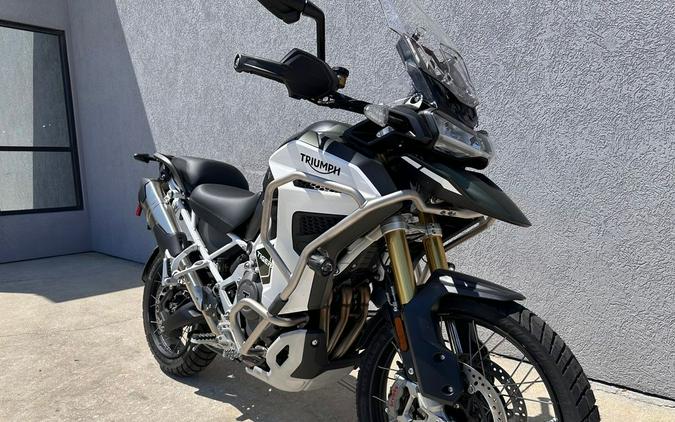 2023 Triumph Tiger 1200 Rally Explorer Matte Khaki Green