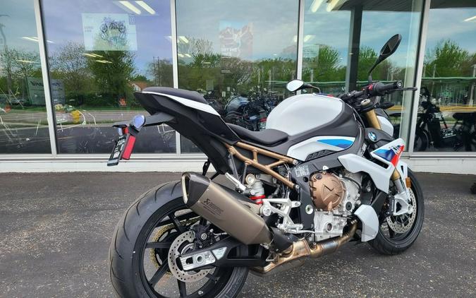 2024 BMW S 1000 R Light White/M Motorsport